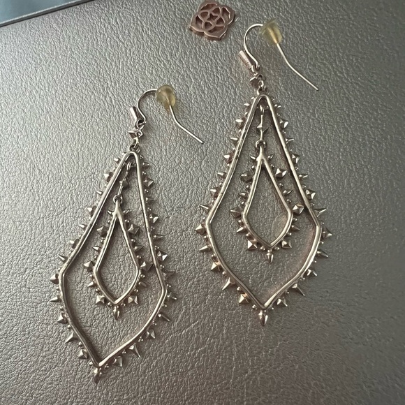 Kendra Scott Alice Earrings - Picture 3 of 4